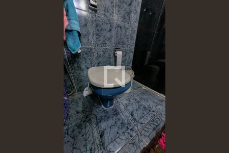 Casa à venda com 240m², 3 quartos e 2 vagasBanheiro da Suíte