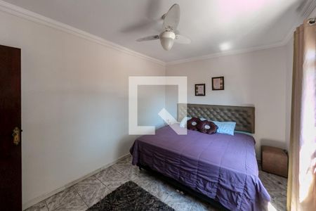 Casa à venda com 240m², 3 quartos e 2 vagasQuarto 1