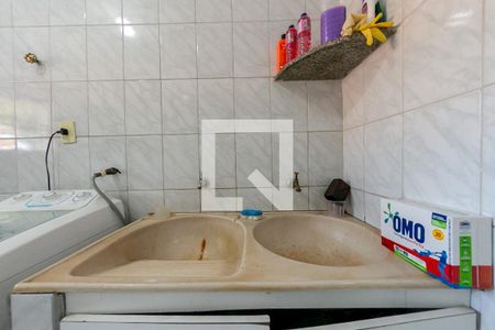 Casa à venda com 240m², 3 quartos e 2 vagasÁrea de Serviço
