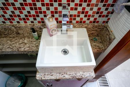 Casa à venda com 180m², 3 quartos e 2 vagas Casa à venda com 180m², 3 quartos e 2 vagasLavabo de serviço