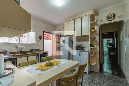 Casa à venda com 150m², 3 quartos e 2 vagas Casa à venda com 150m², 3 quartos e 2 vagasCozinha