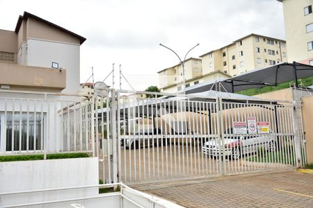 Apartamento para alugar com 49m², 2 quartos e 1 vagaFachada e portaria