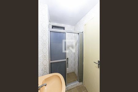 Banheiro de apartamento para alugar com 1 quarto, 30m² em Jardim Botânico, Porto Alegre