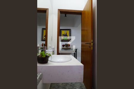 Casa à venda com 444m², 4 quartos e 6 vagasLavabo