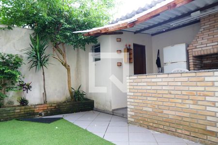 Casa à venda com 444m², 4 quartos e 6 vagasÁrea Externa