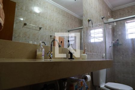 Casa à venda com 444m², 4 quartos e 6 vagasBanheiro Social