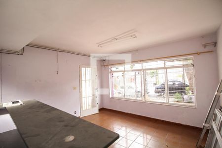 Sala de casa à venda com 3 quartos, 216m² em Vila Santa Maria, São Paulo
