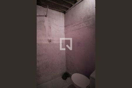 Banheiro de Serviço de casa à venda com 3 quartos, 216m² em Vila Santa Maria, São Paulo