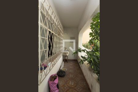 Casa à venda com 260m², 3 quartos e 5 vagasEntrada