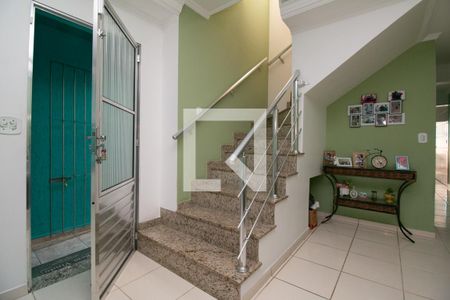 Escada de casa à venda com 3 quartos, 125m² em Parque Maria Luiza, São Paulo