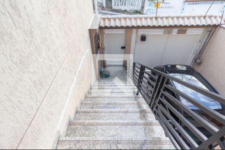 Casa à venda com 220m², 3 quartos e 4 vagasEscadas