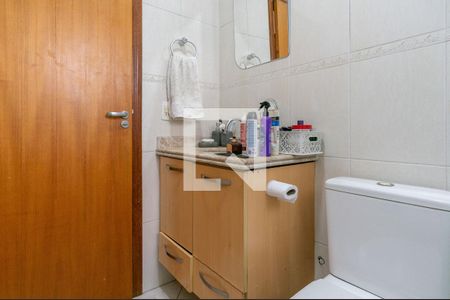 Casa à venda com 220m², 3 quartos e 4 vagasBanheiro da Suíte 1