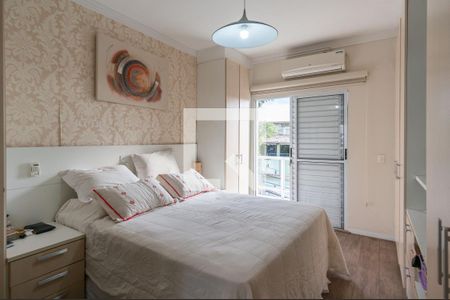 Casa à venda com 220m², 3 quartos e 4 vagasSuíte 2