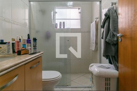 Casa à venda com 220m², 3 quartos e 4 vagasBanheiro da Suíte 1