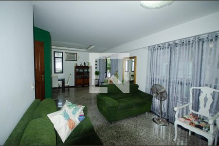 Sala de apartamento à venda com 4 quartos, 190m² em Vital Brasil, Niterói