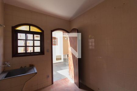 Casa para alugar com 250m², 3 quartos e 3 vagasÁrea de serviço