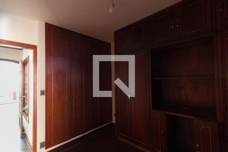 Casa para alugar com 250m², 3 quartos e 3 vagasQuarto 2