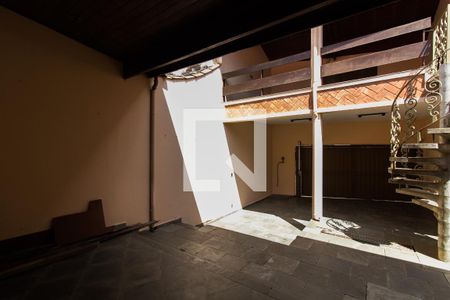 Casa para alugar com 250m², 3 quartos e 3 vagasQuintal