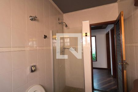 Casa para alugar com 250m², 3 quartos e 3 vagasBanheiro
