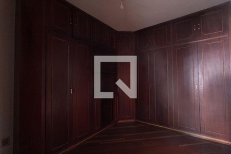 Casa para alugar com 250m², 3 quartos e 3 vagasQuarto 2