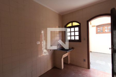 Casa para alugar com 250m², 3 quartos e 3 vagasÁrea de serviço