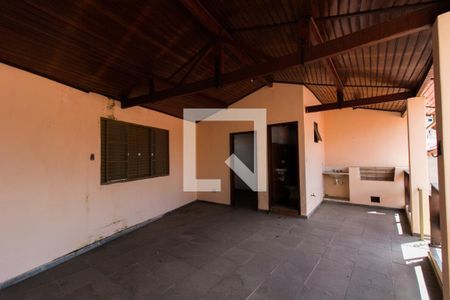 Casa para alugar com 250m², 3 quartos e 3 vagasÁrea gourmet