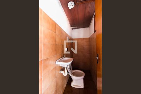 Casa para alugar com 250m², 3 quartos e 3 vagasBanheiro