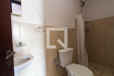 Casa para alugar com 230m², 6 quartos e 2 vagas Casa para alugar com 230m², 6 quartos e 2 vagasBanheiro suíte 2