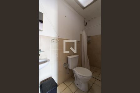 Casa para alugar com 230m², 6 quartos e 2 vagas Casa para alugar com 230m², 6 quartos e 2 vagasBanheiro suíte 2