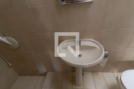 Casa para alugar com 230m², 6 quartos e 2 vagas Casa para alugar com 230m², 6 quartos e 2 vagasBanheiro suíte 4