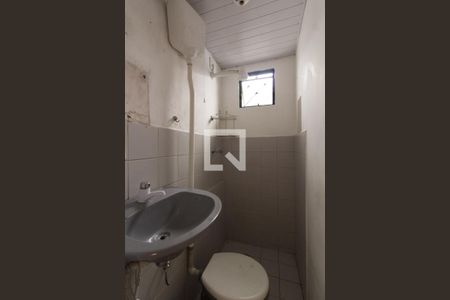 Casa para alugar com 230m², 6 quartos e 2 vagas Casa para alugar com 230m², 6 quartos e 2 vagasBanheiro suíte 1