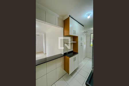 Apartamento à venda com 52m², 2 quartos e 1 vaga Apartamento à venda com 52m², 2 quartos e 1 vagaCozinha