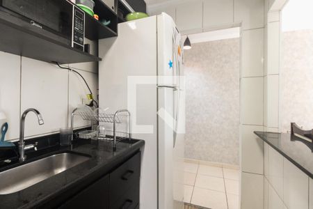 Cozinha  de apartamento à venda com 2 quartos, 52m² em Penha de França, São Paulo