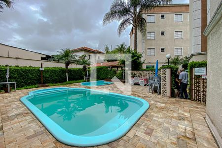Apartamento à venda com 52m², 2 quartos e 1 vaga Apartamento à venda com 52m², 2 quartos e 1 vagaÁrea comum - Piscina