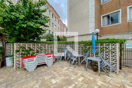 Apartamento à venda com 52m², 2 quartos e 1 vaga Apartamento à venda com 52m², 2 quartos e 1 vagaÁrea comum - Piscina