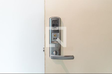 Studio para alugar com 43m², 1 quarto e 1 vaga Studio para alugar com 43m², 1 quarto e 1 vagaFechadura Eletrônica