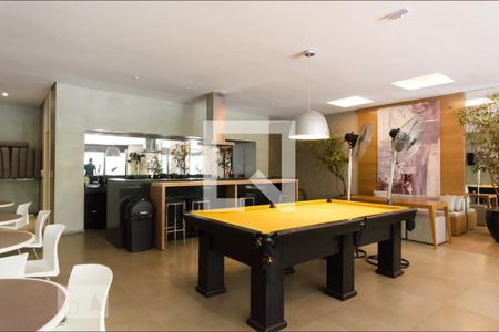 Studio para alugar com 43m², 1 quarto e 1 vaga Studio para alugar com 43m², 1 quarto e 1 vagaSalão de jogos