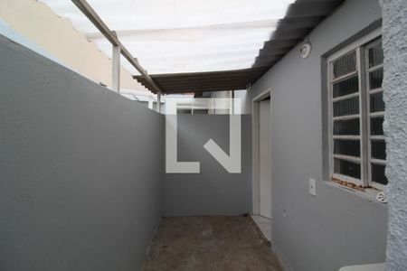 Casa para alugar com 25m², 1 quarto e sem vagaÁrea serviço