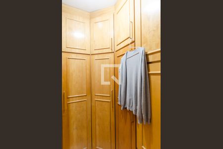 Casa à venda com 254m², 3 quartos e 3 vagasCloset da suíte 1