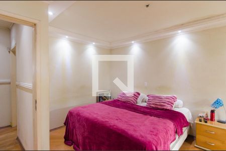 Casa à venda com 254m², 3 quartos e 3 vagasQuarto da suíte 1