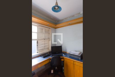 Casa à venda com 254m², 3 quartos e 3 vagasQuarto da suíte 2