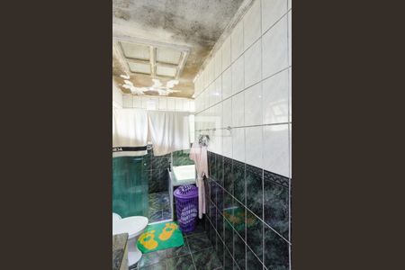 Casa à venda com 254m², 3 quartos e 3 vagasBanheiro da suíte 1