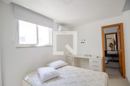 Apartamento à venda com 320m², 4 quartos e 3 vagasSuíte 2