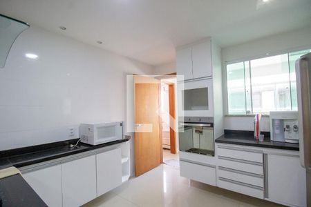 Apartamento à venda com 320m², 4 quartos e 3 vagasCozinha