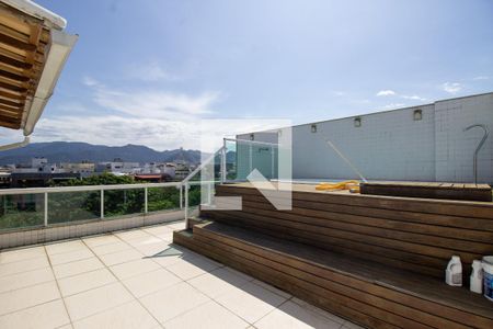 Apartamento à venda com 320m², 4 quartos e 3 vagasCobertura
