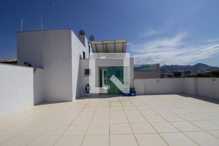Apartamento à venda com 320m², 4 quartos e 3 vagasCobertura