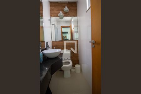 Apartamento à venda com 320m², 4 quartos e 3 vagasLavabo