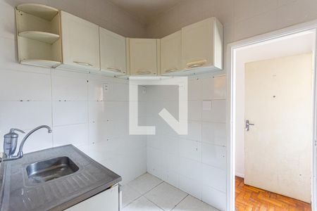 Apartamento à venda com 52m², 2 quartos e sem vaga Apartamento à venda com 52m², 2 quartos e sem vagaCozinha