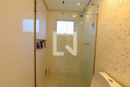 Casa à venda com 420m², 4 quartos e 3 vagasBanheiro da Suite 4