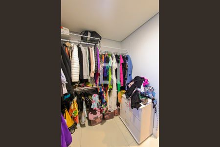 Casa à venda com 420m², 4 quartos e 3 vagasCloset da Suite 4